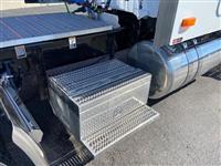 2025 Peterbilt 589
