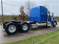 2025 Peterbilt 589