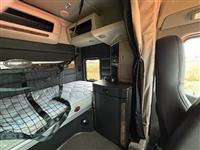2025 Peterbilt 589