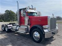 2022 Peterbilt 389