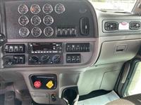 2022 Peterbilt 389