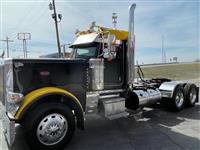 2022 Peterbilt 389