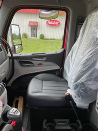 2025 Peterbilt 567