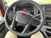 2025 Peterbilt 567