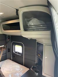 2025 Peterbilt 589