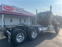 2025 Peterbilt 567