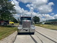 2025 Peterbilt 589