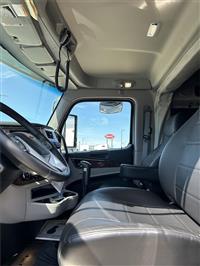 2025 Peterbilt 589