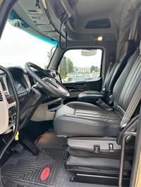 2025 Peterbilt 589