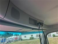 2025 Peterbilt 589