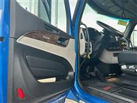 2025 Peterbilt 589