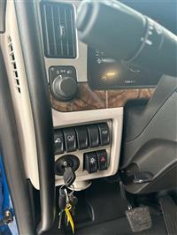 2025 Peterbilt 589