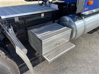 2025 Peterbilt 567