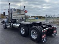 2025 Peterbilt 567