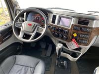 2025 Peterbilt 589