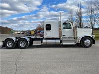 2025 Peterbilt 589