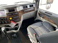 2025 Peterbilt 589