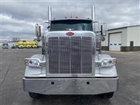 2025 Peterbilt 589