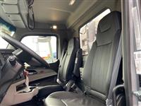 2025 Peterbilt 567