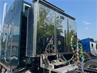 2024 Peterbilt 389