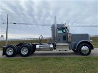 2024 Peterbilt 389