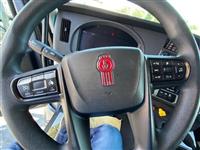 2023 Kenworth T880