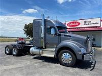 2023 Kenworth T880