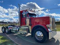 2023 Peterbilt 389