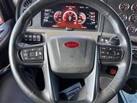 2023 Peterbilt 389