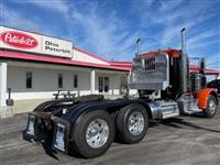2023 Peterbilt 389