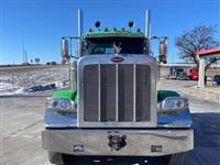 2023 Peterbilt 389