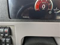 2023 Peterbilt 389