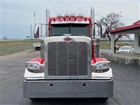 2022 Peterbilt 389