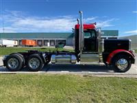 2022 Peterbilt 389
