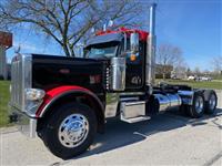 2022 Peterbilt 389
