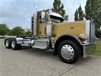 2022 Peterbilt 389