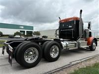 2022 Peterbilt 389