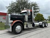 2022 Peterbilt 389