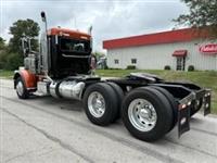 2022 Peterbilt 389