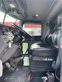 2022 Peterbilt 389