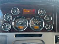 2022 Peterbilt 389