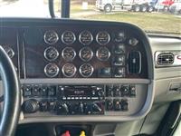 2022 Peterbilt 389