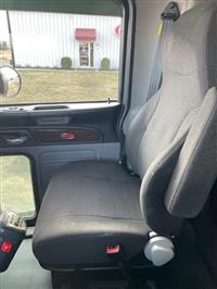 2022 Peterbilt 389