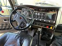 2021 Kenworth W900L