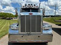 2019 Peterbilt 389