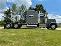 2019 Peterbilt 389