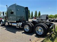 2019 Peterbilt 389