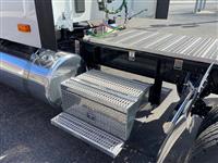 2025 Peterbilt 567