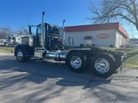 2020 Peterbilt 389