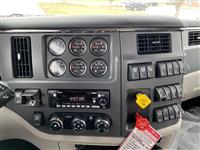 2025 Peterbilt 567